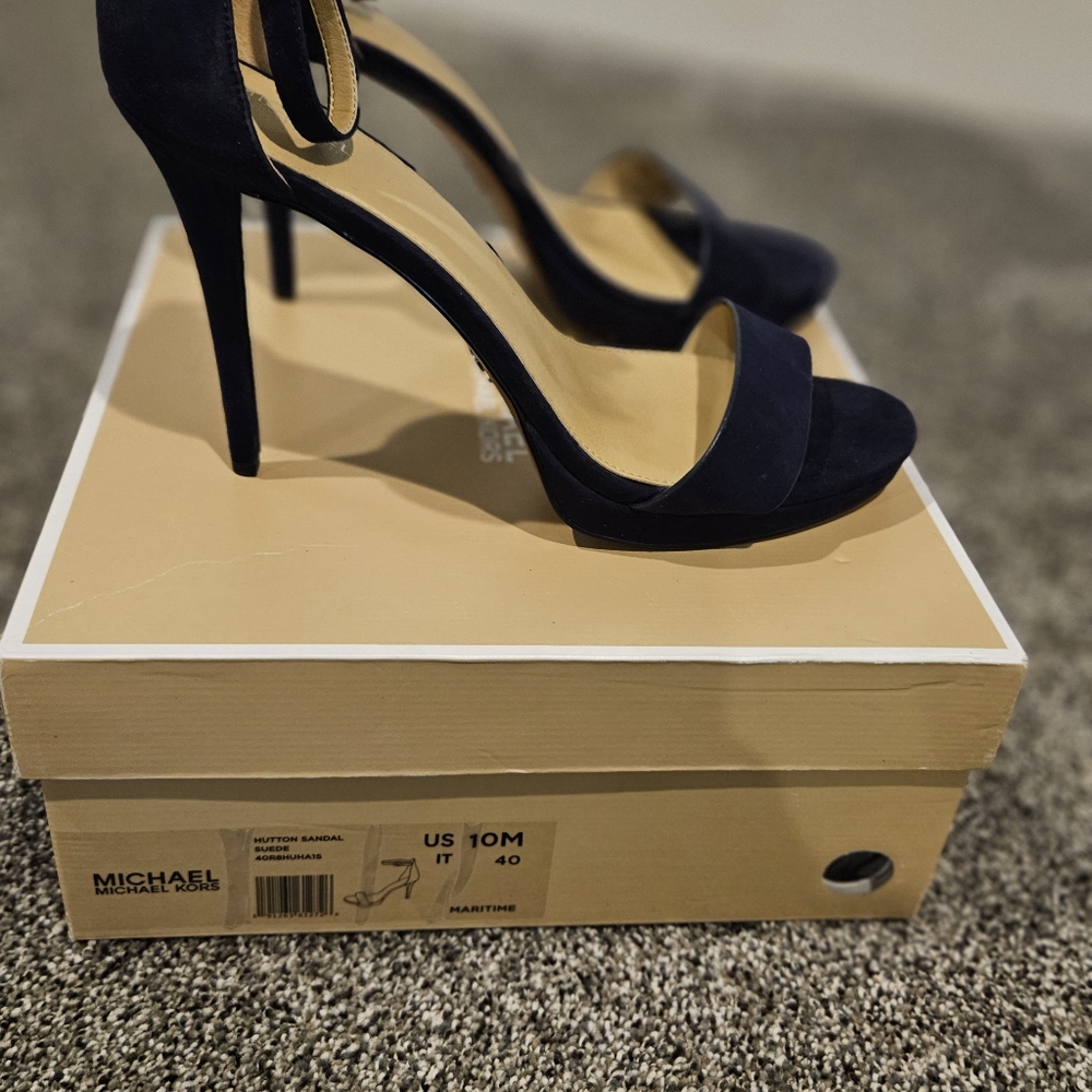 Heeled sandal
